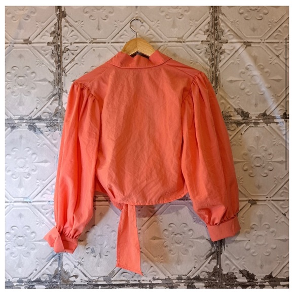 FLAMANT ROSE CORAL TIE FRONT
BALLOON SLEEVES BOHO TOP NWT Sz S fits Sz M - Picture 2 of 13